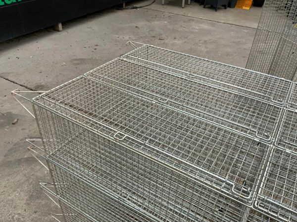 WIRE MESH 6 DOOR PERSONNEL LOCKERS. 377224068