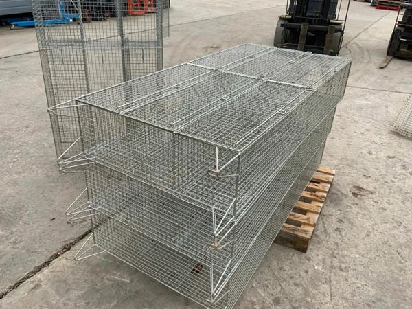 WIRE MESH 6 DOOR PERSONNEL LOCKERS. 377224074