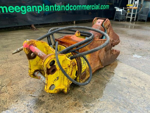 DEMOLITION PULVERISER........65mm PINS......222F 377224014