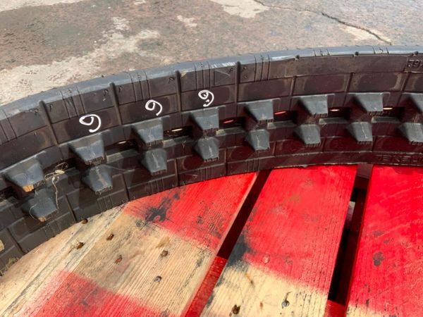UNUSED 180 x 72 x 40 TAKEUCHI RUBBER TRACK...666. 377224209