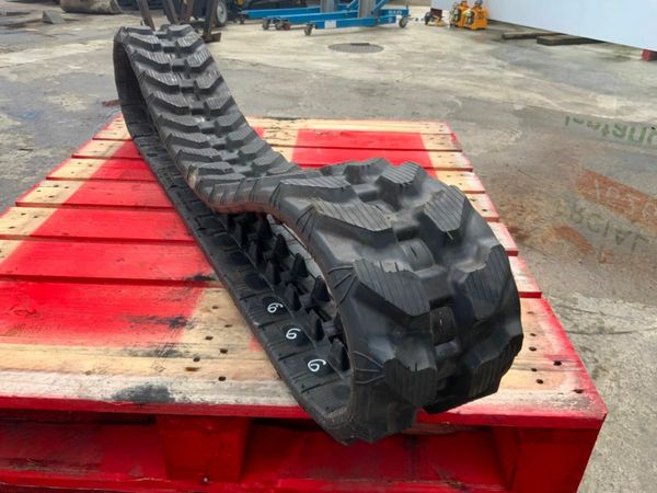 UNUSED 180 x 72 x 40 TAKEUCHI RUBBER TRACK...666. 377224217