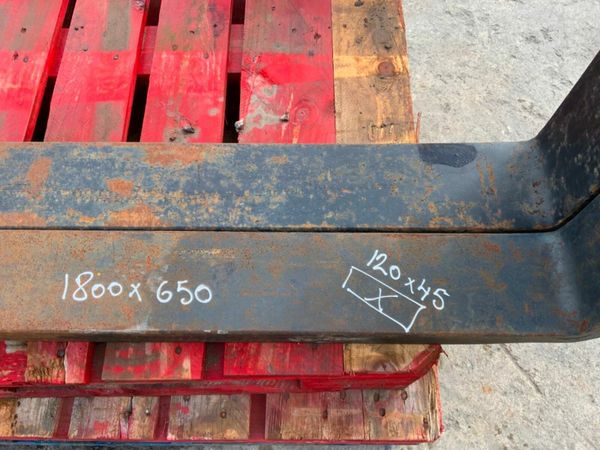 UNUSED 72" x 20" CARRIAGE SLIDING FORKS...4561. 377224376