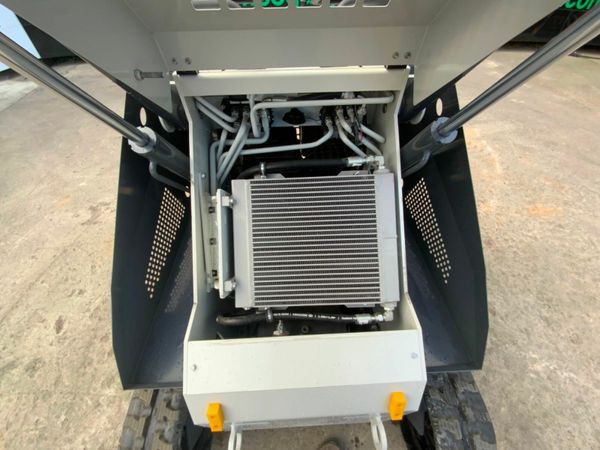 TOFT ST25m MINI SKID STEER LOADER......1548. 377224453