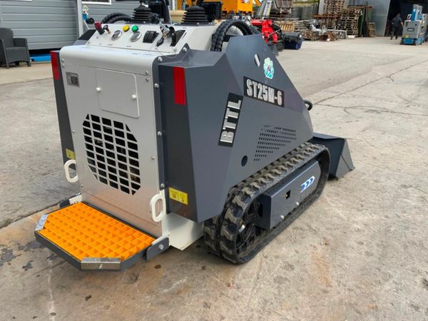 TOFT ST25m MINI SKID STEER LOADER......1548. 377224461