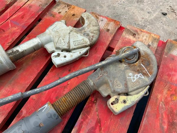 CAT 3 LIFT ARMS LINKAGE & TOP LINK..........1249-1 377224482