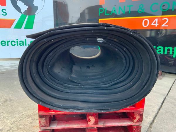 68" x 18mm RUBBER CONVEYOR MATTING........574-1. 377224422