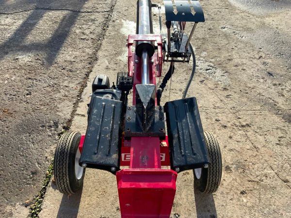 UNUSED 'BOSS' PETROL LOG SPLITTER........1434. 377224592