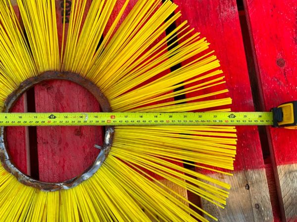 UNUSED ROAD BRUSH REPLACEMENT SEGMENTS. 377224651