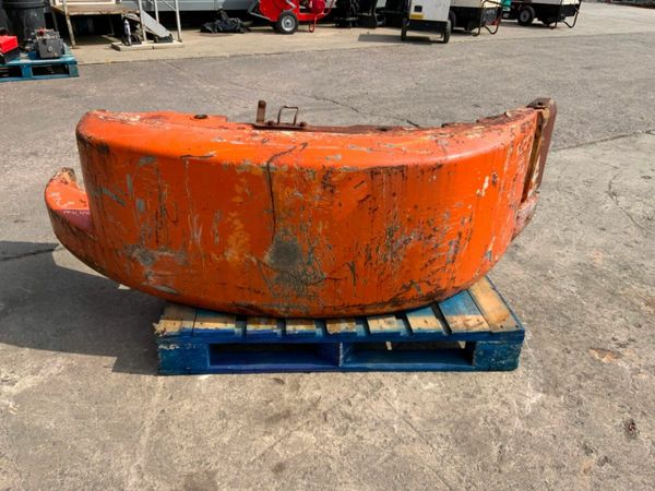 HITACHI EX 60 REAR COUNTER WEIGHT / BALLAST. 377224747