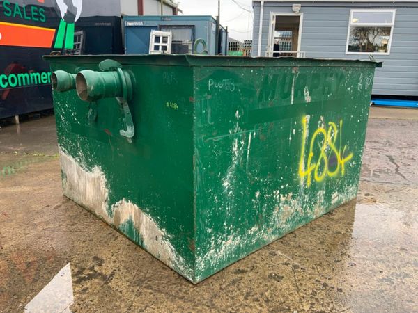 4500lts SILT RETENTION / FILTRATION TANK.......488 377224783