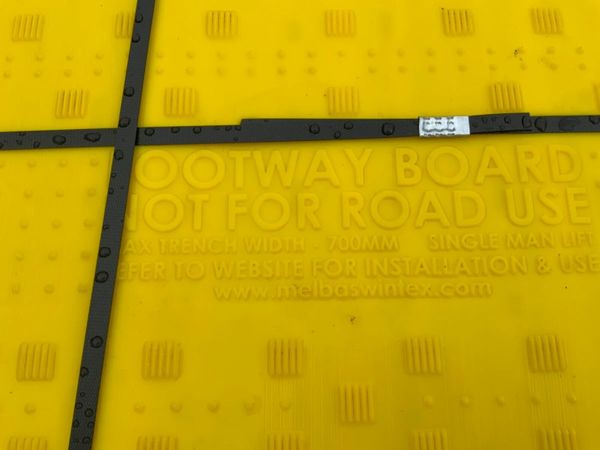 52" x 35" PEDESTRIAN TRENCH COVERS......5235. 377224858