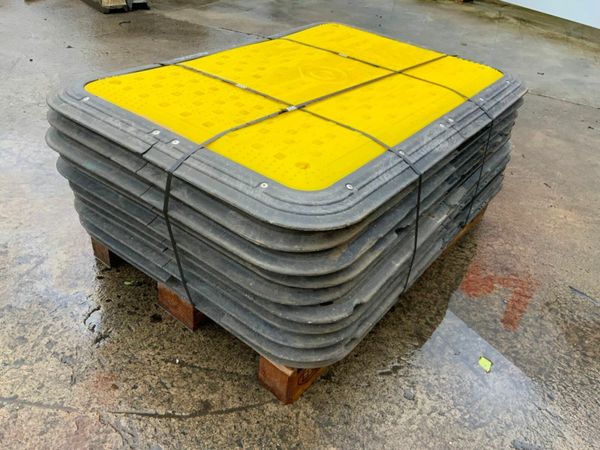 52" x 35" PEDESTRIAN TRENCH COVERS......5235. 377224863