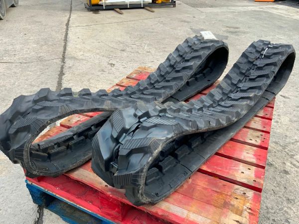 UNUSED 230 x 96 x 32 RUBBER TRACKS........3439. 377224822