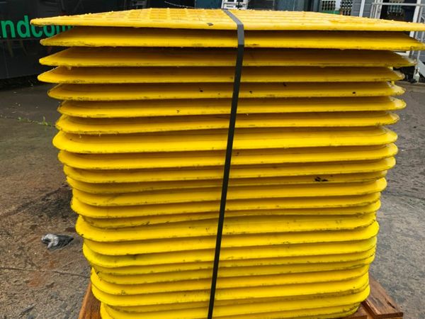 PEDESTRIAN TRENCH COVERS.....48" x 32".......4255. 377225049