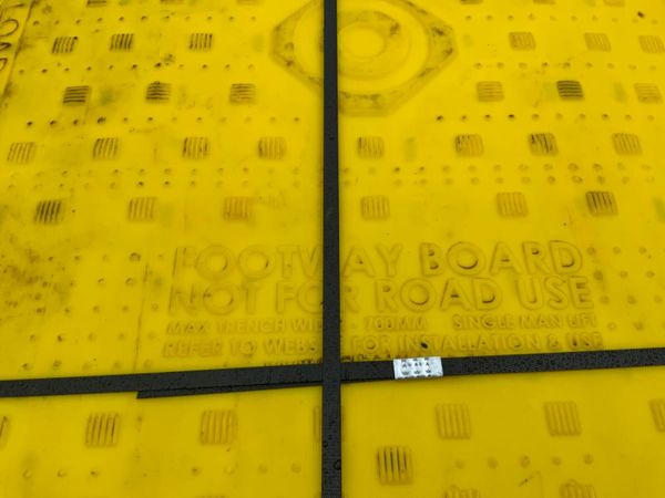 PEDESTRIAN TRENCH COVERS.....48" x 32".......4255. 377225053