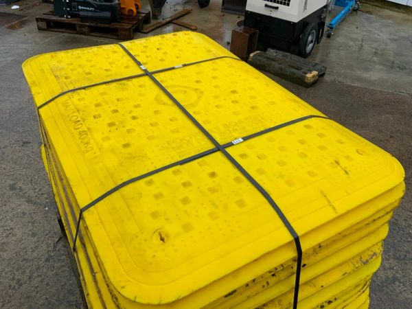 PEDESTRIAN TRENCH COVERS.....48" x 32".......4255. 377225054