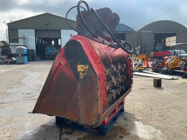 60" SCREENER BUCKET......80mm PINS ......1338 377225125