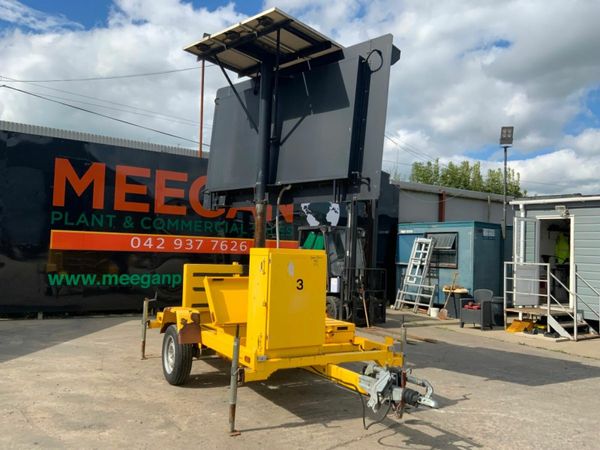 LED DISPLAY SCREEN / ADVERTISING TRAILER..38w 377225260