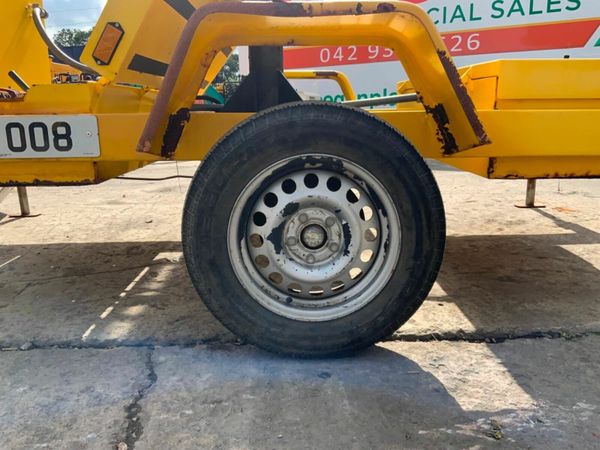 LED DISPLAY SCREEN / ADVERTISING TRAILER..38w 377225273