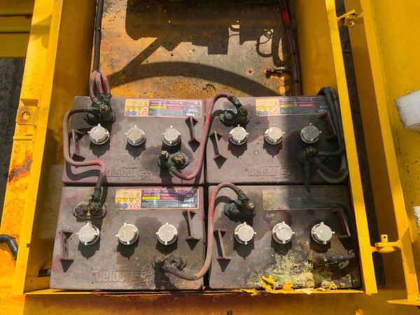 LED DISPLAY SCREEN / ADVERTISING TRAILER..38w 377225275