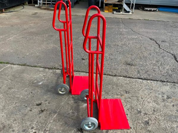 UNUSED SACK BARROWS / HAND TROLLEY......978t. 377225201