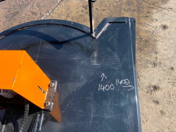 MINI DIGGER FLAIL TOPPER....30mm PINS....328w. 377225361