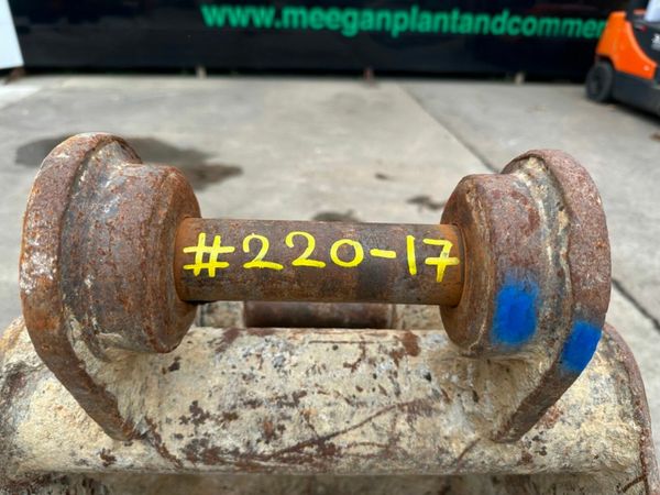 17 inch GUMMY DIGGING BUCKET ..45MM ...# 220-17 377225541