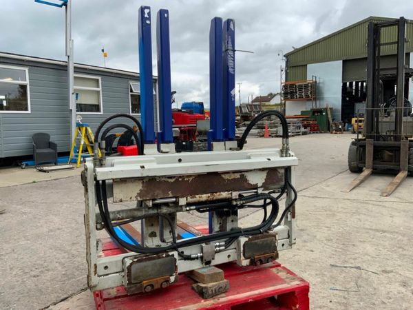 CASCADE DOUBLE PALLET FORK CARRIAGE...3462. 377225520