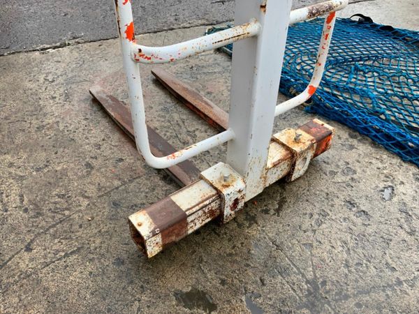 2200 kgs CRANE FORK ATTACHMENT...212-2 377225743