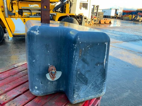 LYNX WEIGHT BLOCK........3 POINT LINKAGE........#1 377225793