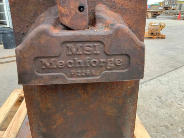 HYDRAULIC EXTENDING FORKS...20" CARRIAGE..4160. 377225845