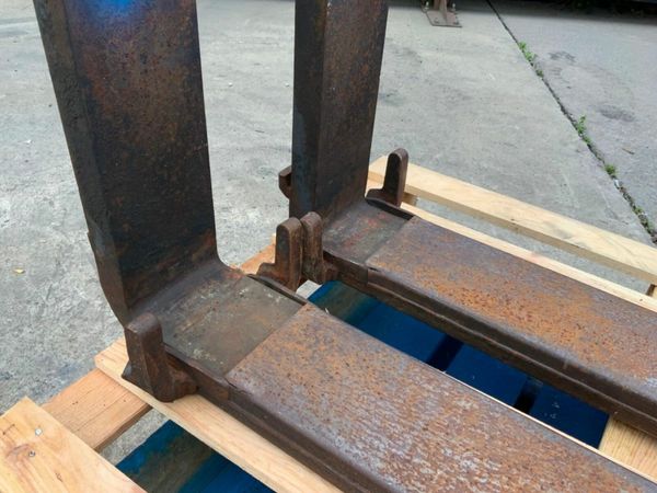 HYDRAULIC EXTENDING FORKS...20" CARRIAGE..4160. 377225848