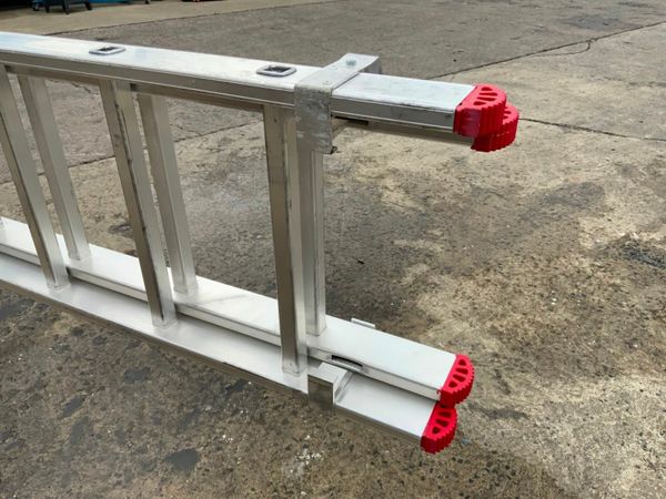 UNUSED 35ft ALUMINIUM EXTENSION LADDER....4831. 377225952