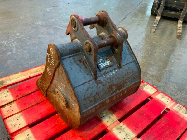 18" STRICKLAND BUCKET......35mm PINS........258f. 377226087