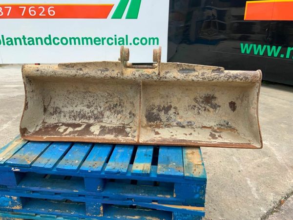 60" STRICKLAND GRADING BUCKET...45mm PINS..689-2 377226039