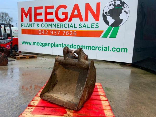 24" STRICKLAND BUCKET.....45mm PINS........687. 377226107