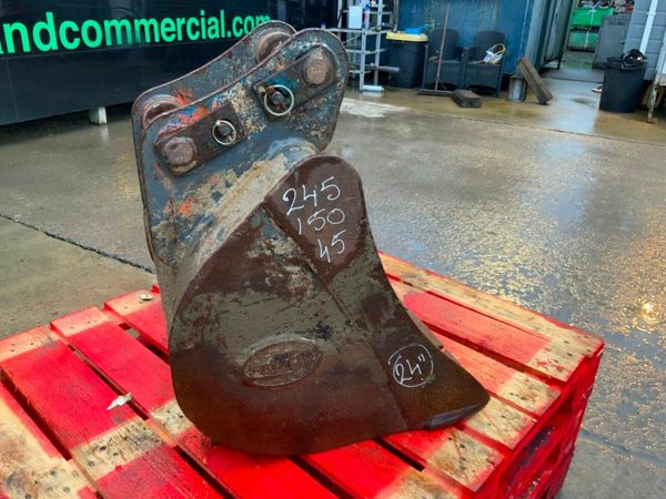 24" STRICKLAND BUCKET.....45mm PINS........687. 377226109