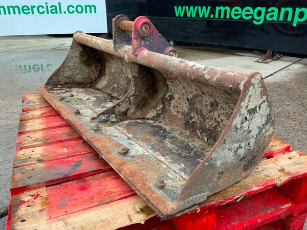 48" STRICKLAND GRADING BUCKET...40mm.....327v. 377226354