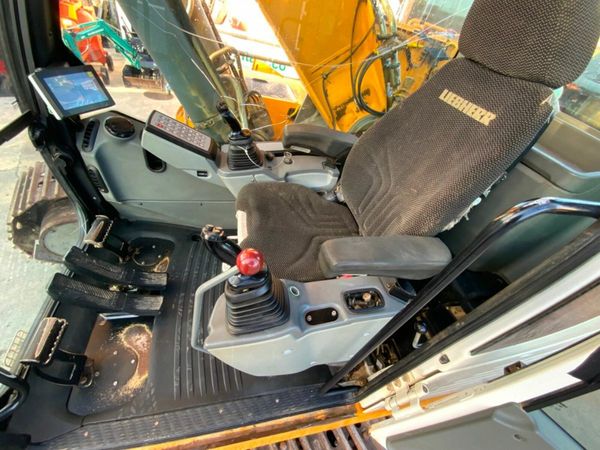 2017 LIEBHERR R939LC TRACK MACHINE...11433hrs. 377226442