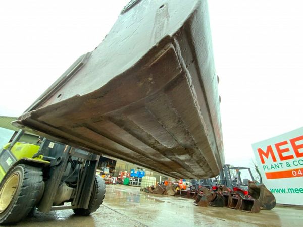 108" GEITH GRADING BUCKET....90mm PINS.......366f. 377226425