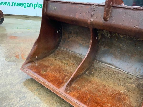 108" GEITH GRADING BUCKET....90mm PINS.......366f. 377226437