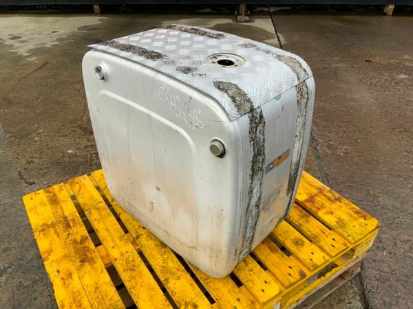 Volvo FM PADOAN 200lts HYDRAULIC OIL TANK....55. 377226568