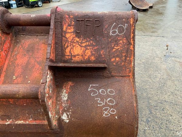 60" DIGGING BUCKET....80mm PINS.....358F 377226519