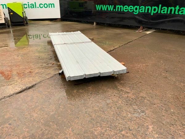 UNUSED 3.0mts ROOF SHEETING / CLADDING....1128 377226530