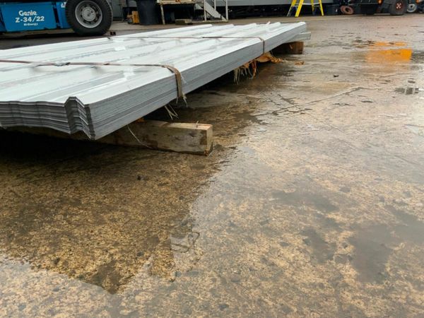 UNUSED 3.0mts ROOF SHEETING / CLADDING....1128 377226532