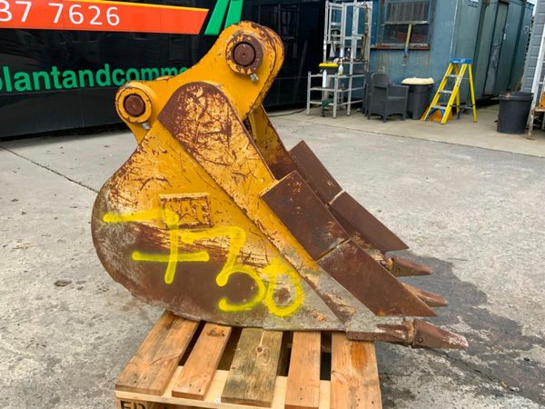 18" CATERPILLAR BUCKET...65mm PINS........730. 377226672