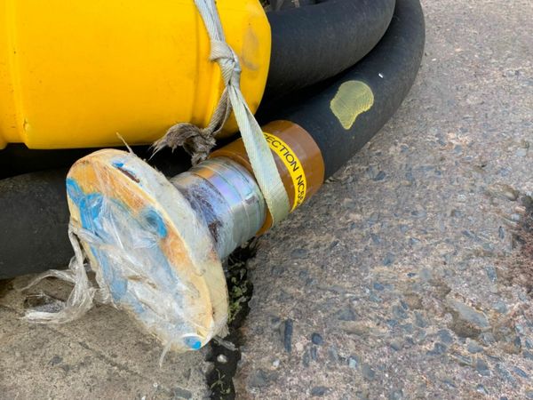 4" x 18mts MARINE RUBBER TRANSFER HOSE.....#002. 377226754