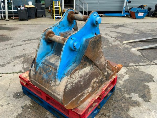 24" RHINOX DIGGING BUCKET....65mm PINS....1424t. 377226772