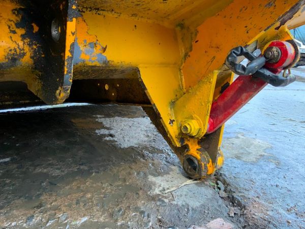 3 TONNE STRAIGHT TIPPING DUMPER SKIP.......3321. 377226711