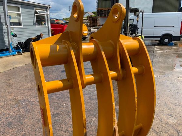 39" LAWN RAKE / STONE RIDDLE...80mm PINS....1982 377226828